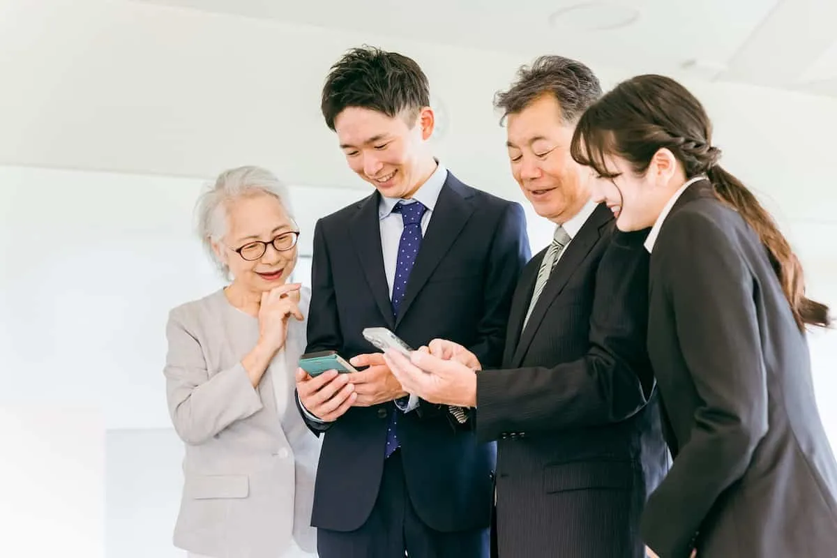 社内コミュニケーションツールの現状と必要性
