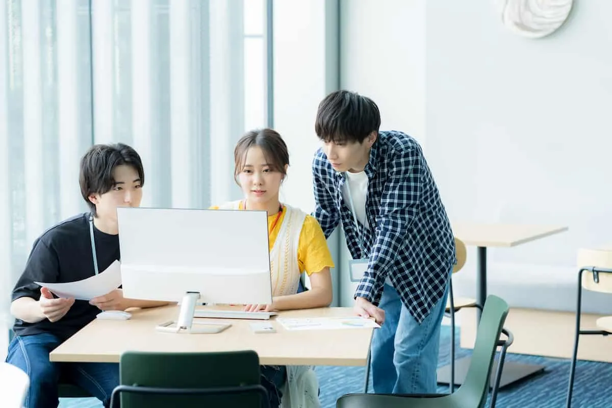 ビジネスシーンにおける生成AIの壁打ち例