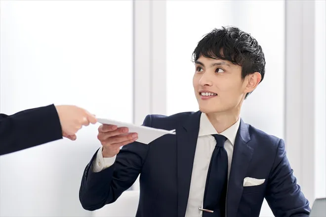 ストレスなく進めるための仕事の引き継ぎステップ