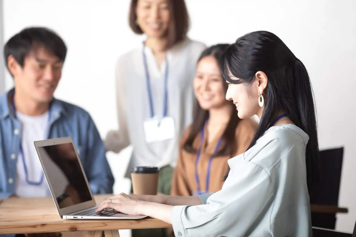 Teamsのトランスクリプション機能によって文字起こしする流れ