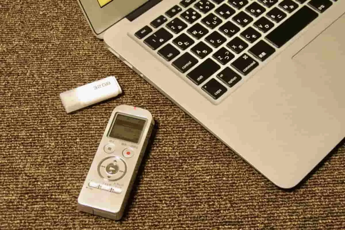 Teams会議を外部ツールを活用して文字起こしするときの選定ポイント