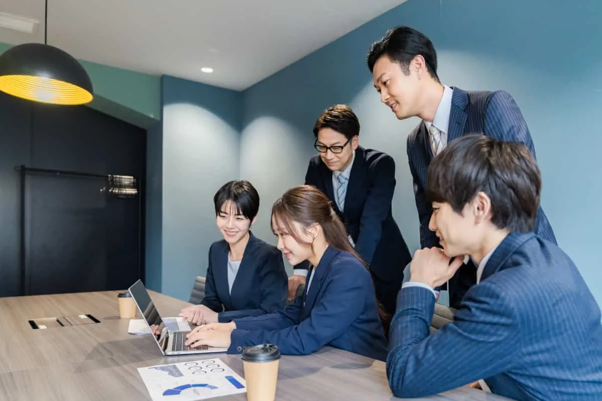 ビジネスチャットに搭載されている8つのセキュリティ機能