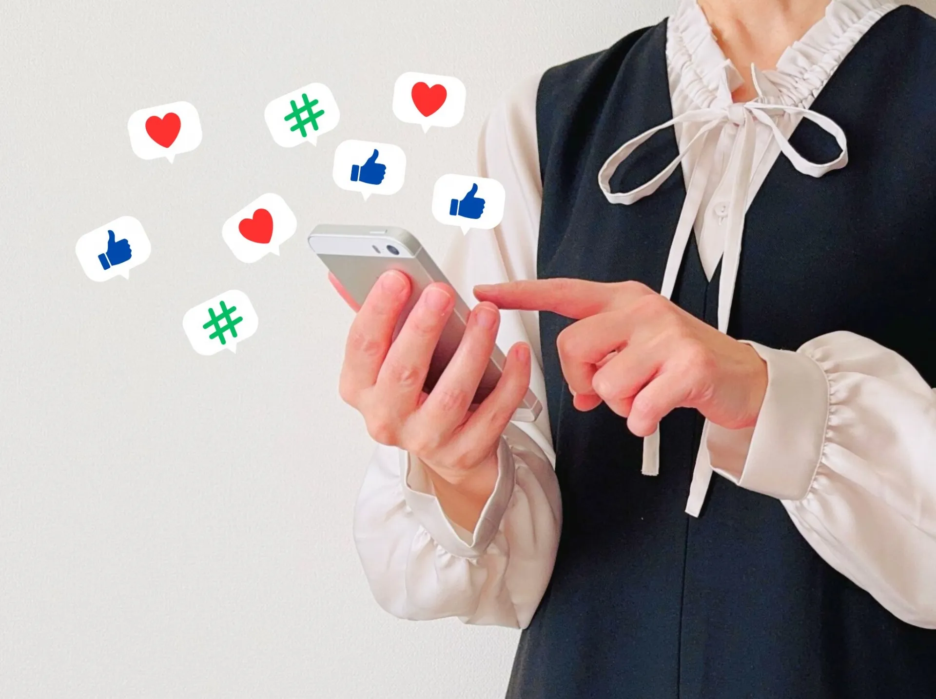 社内SNSでアンケートを行うプロセス