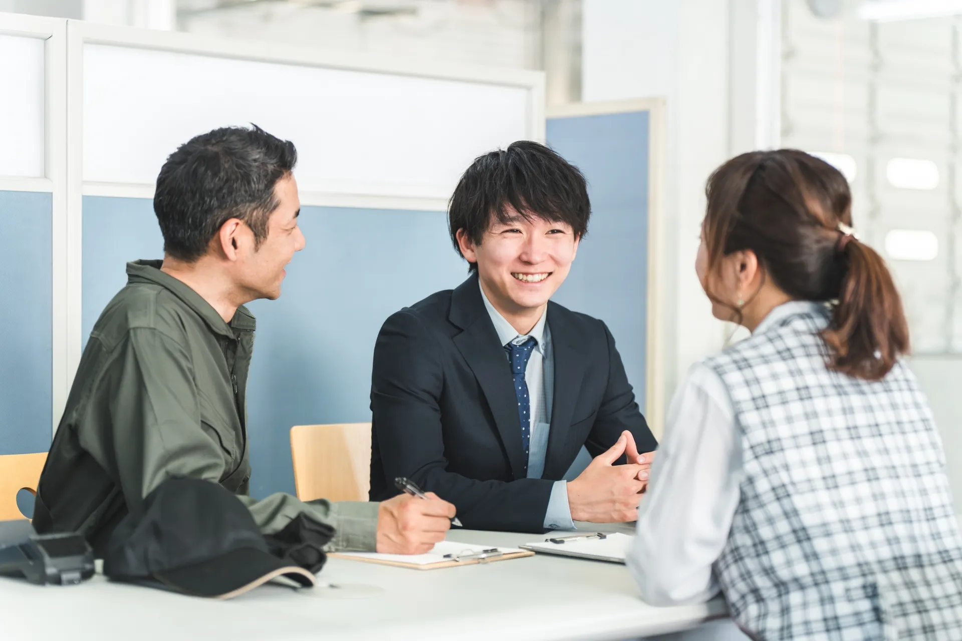 社内SNSの評価は？メリット・デメリットとポイントを解説