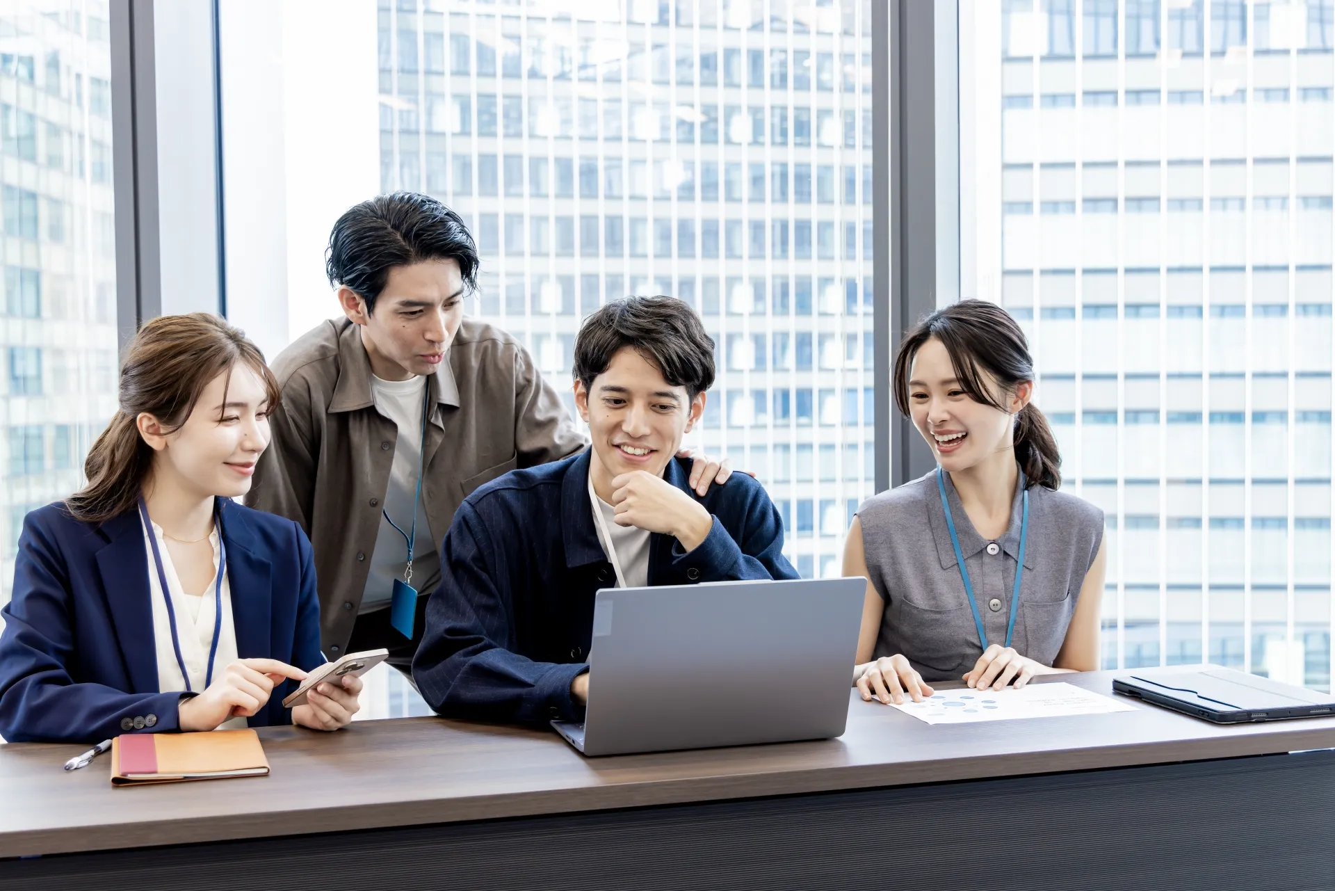 社内コミュニケーションの活性化にはメリットが多い！高めるためのポイントや手段も解説