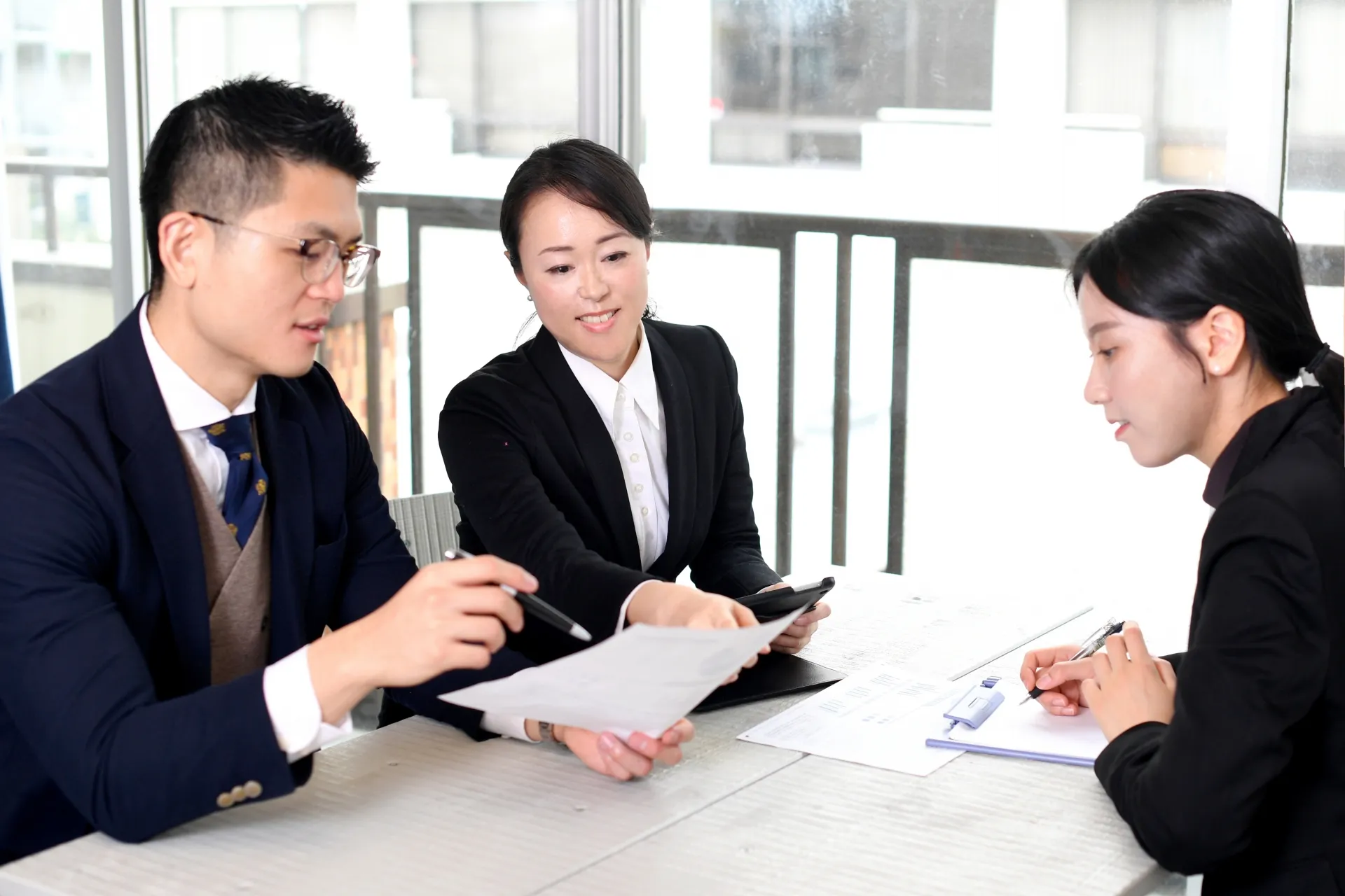 営業の情報共有が必要な理由