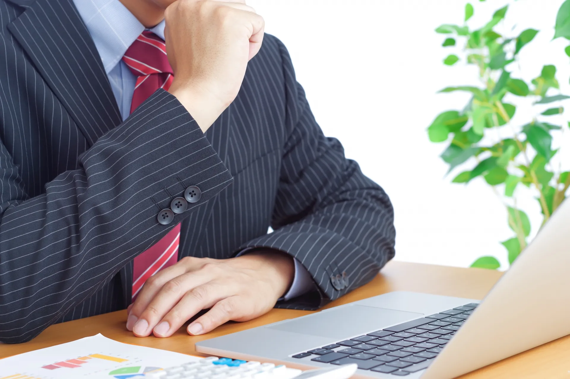 営業の情報共有がうまくいかない理由