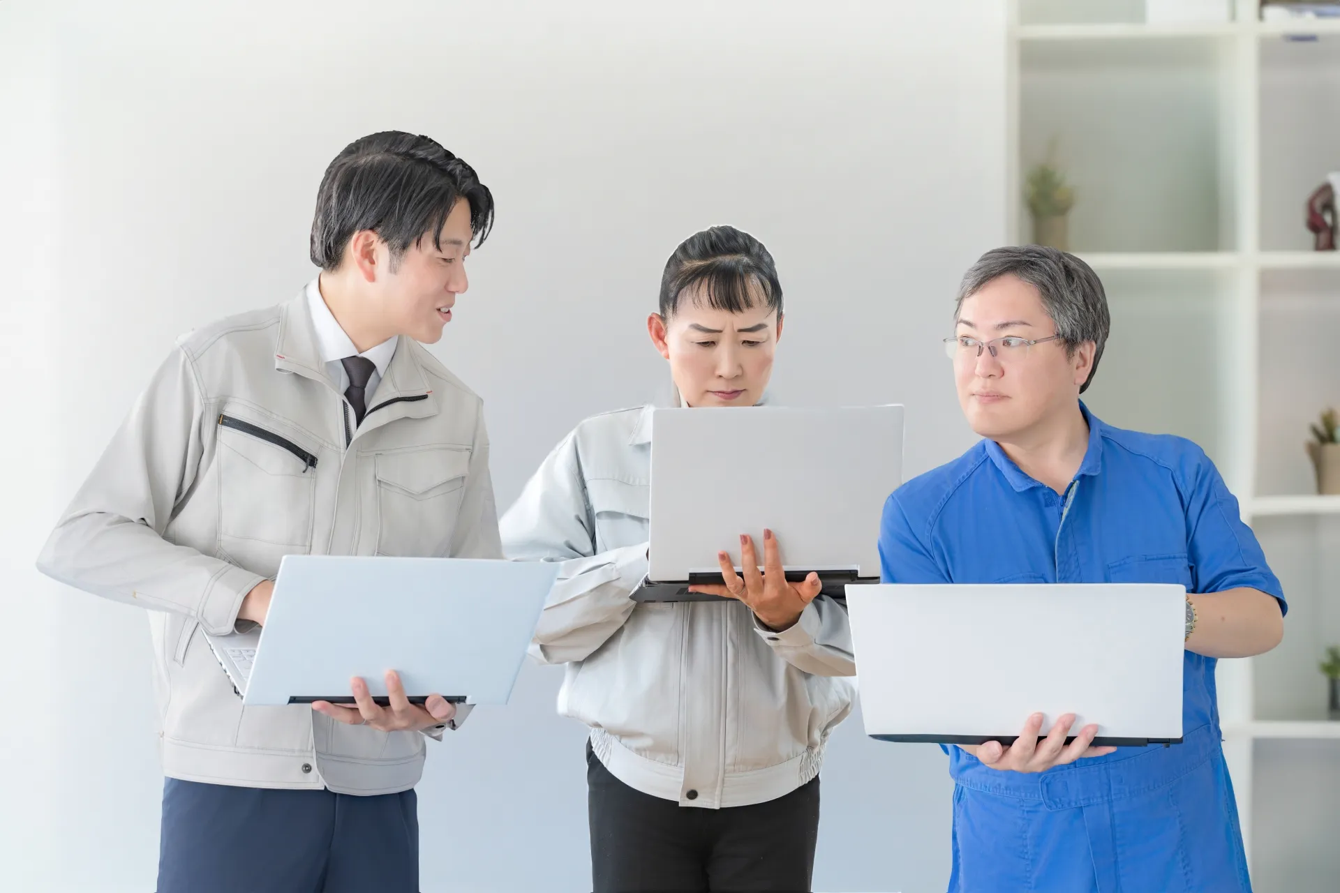 ビジネスチャットで情報共有するメリット