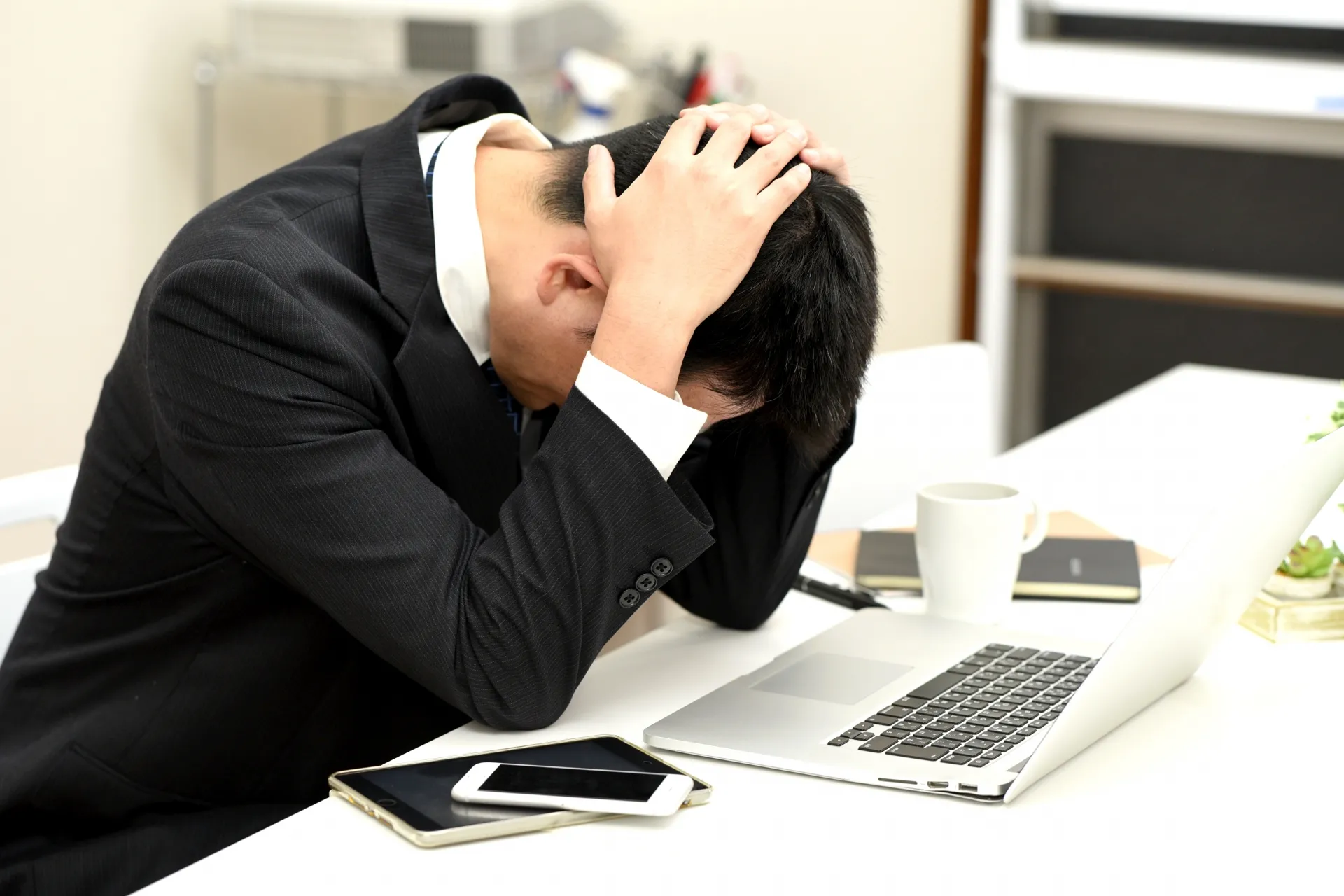 仕事の引き継ぎ時に前任者がイライラする原因