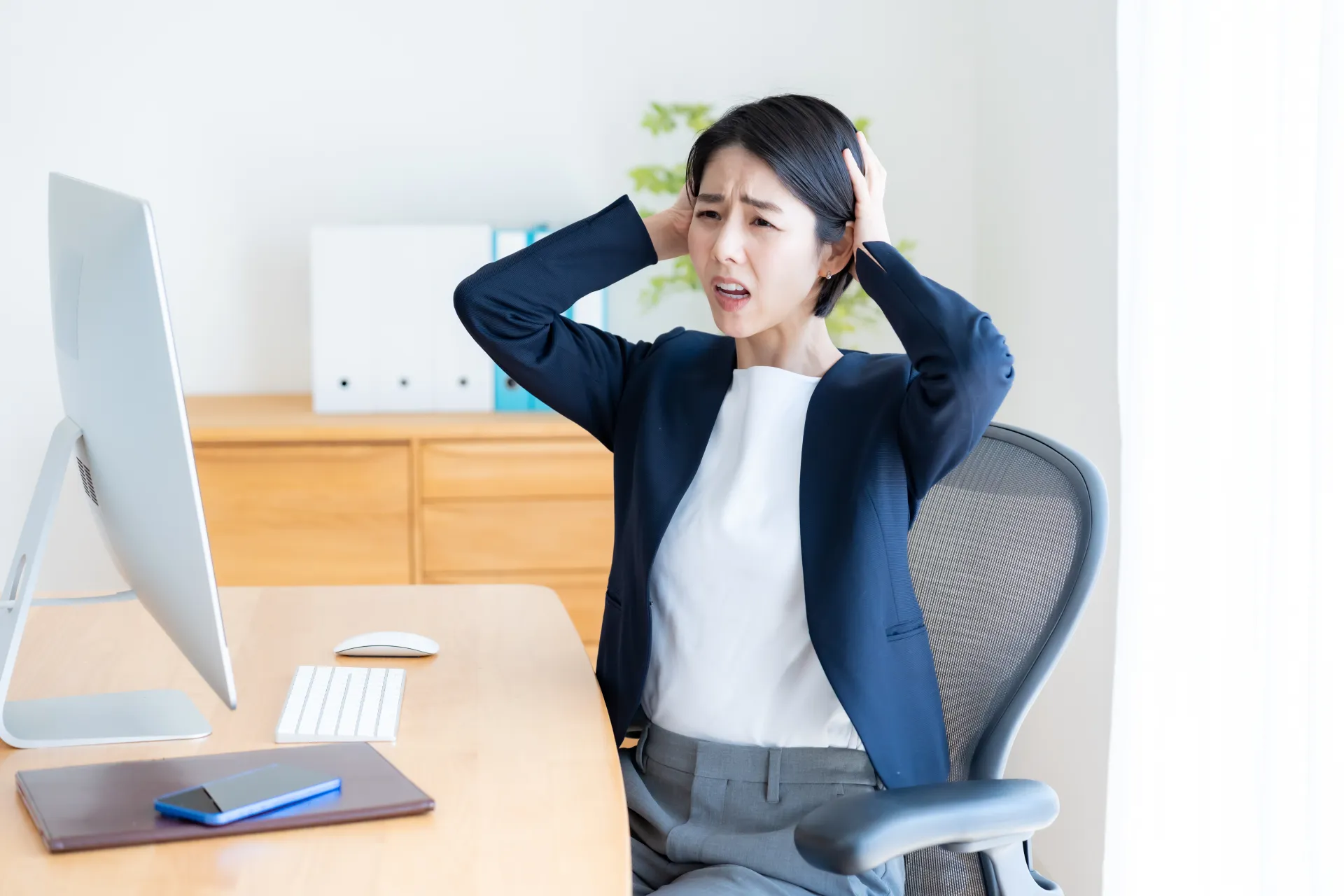 引き継ぎのストレスが仕事に与える影響