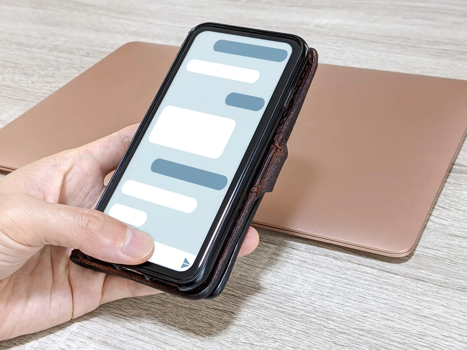ビジネスチャットで実現する業務効率化とは？導入時に押さえたいポイントも解説