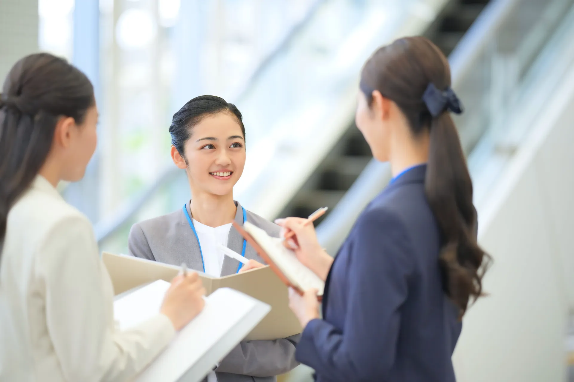 社内コミュニケーション不足によって生じる課題とは？
